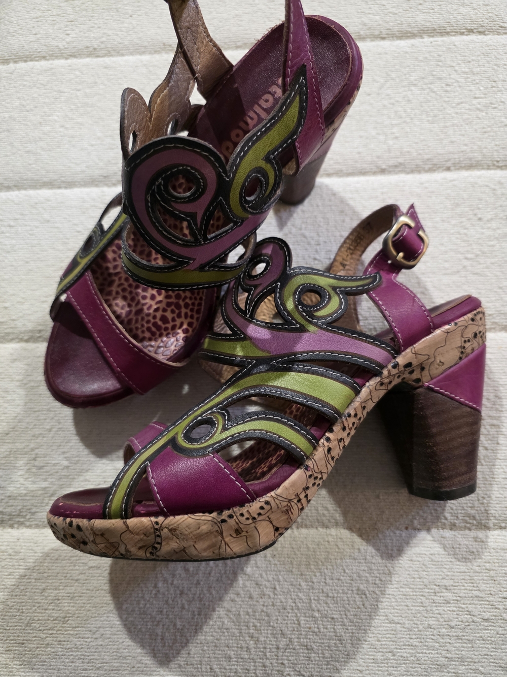 Italmoda Striking Women's Purple & Green Swirl Leather Sandals